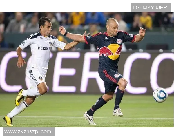 女生巡游与布莱克本的精彩对决展现青春活力与竞技精神 女生巡游与布莱克本的精彩对决展现青春活力与竞技精神